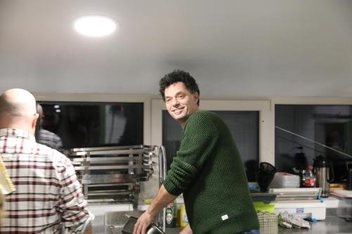 421830874 2670449166469224 2826558134520349814 n